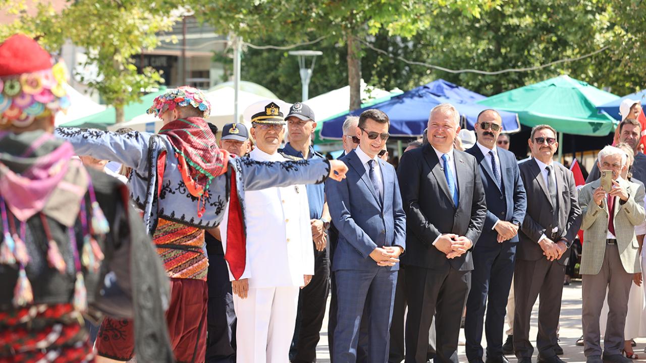 Atatürk'ün Urla'ya gelişinin 100. yılı törenlerle anıldı