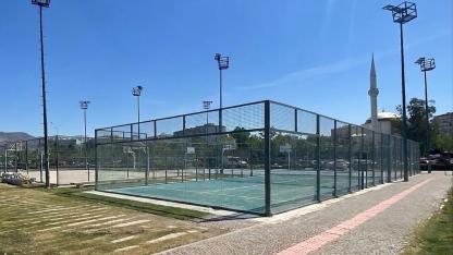 Bostanlı Sahili’ne yeni padel kortları geliyor