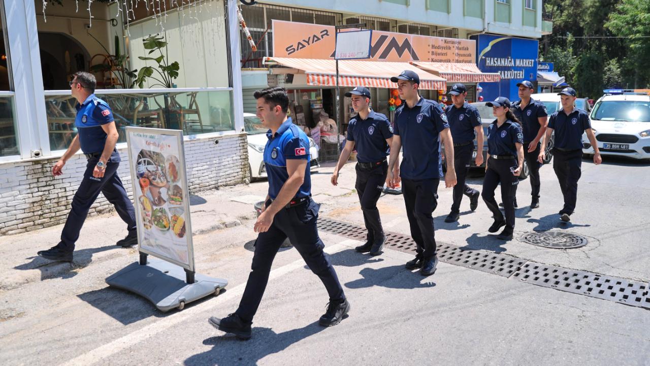 Buca’nın yeni zabıtaları göreve başladı