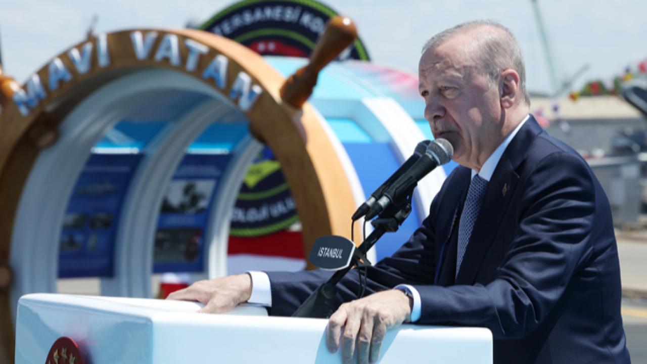 Cumhurbaşkanı Erdoğan: Büyük ve güçlü Türkiye vizyonumuzun lokomotifini savunma sanayiimiz oluşturuyor