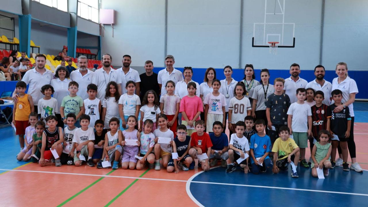 Foça'da çocukların sportif yetenekleri bilimsel testlerle ölçüldü