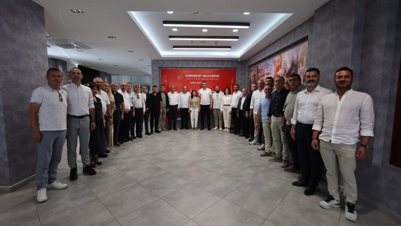 Güç ilk uçakla İzmir'e geliyor... İlçe başkanları karşılamaya gelecek!