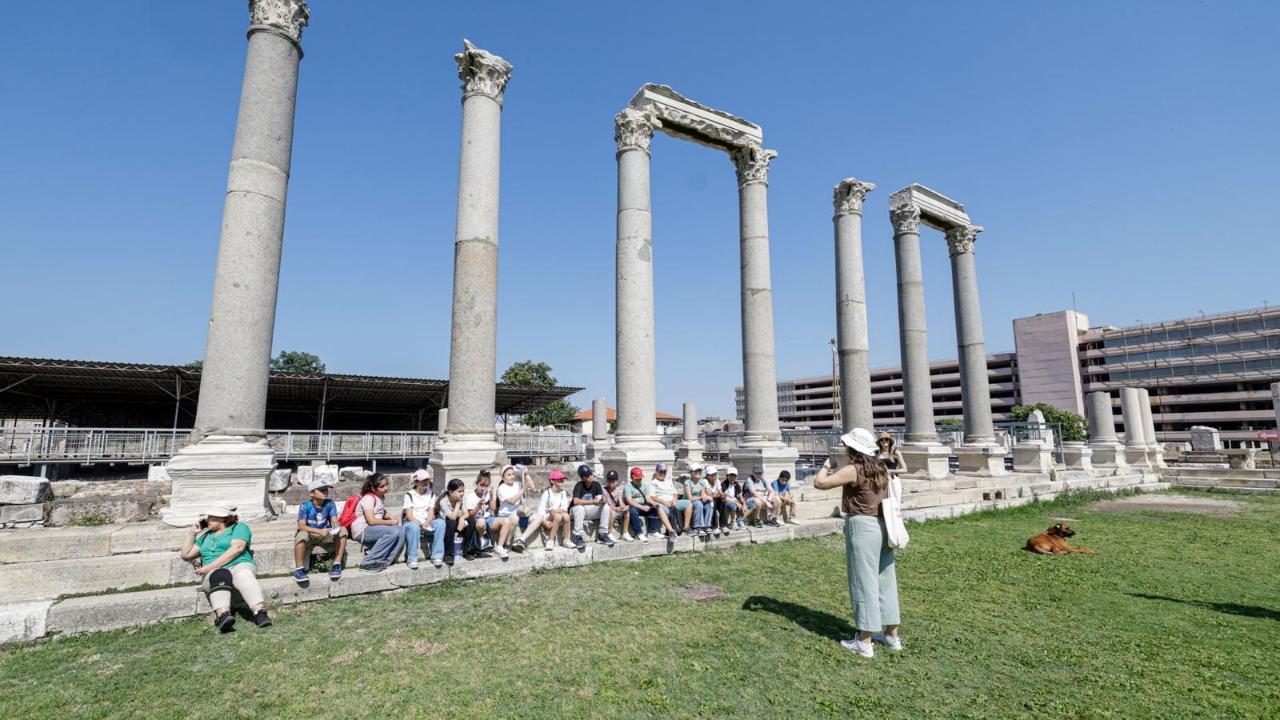 İzmir’in mirası çocuklarla geleceğe taşınıyor