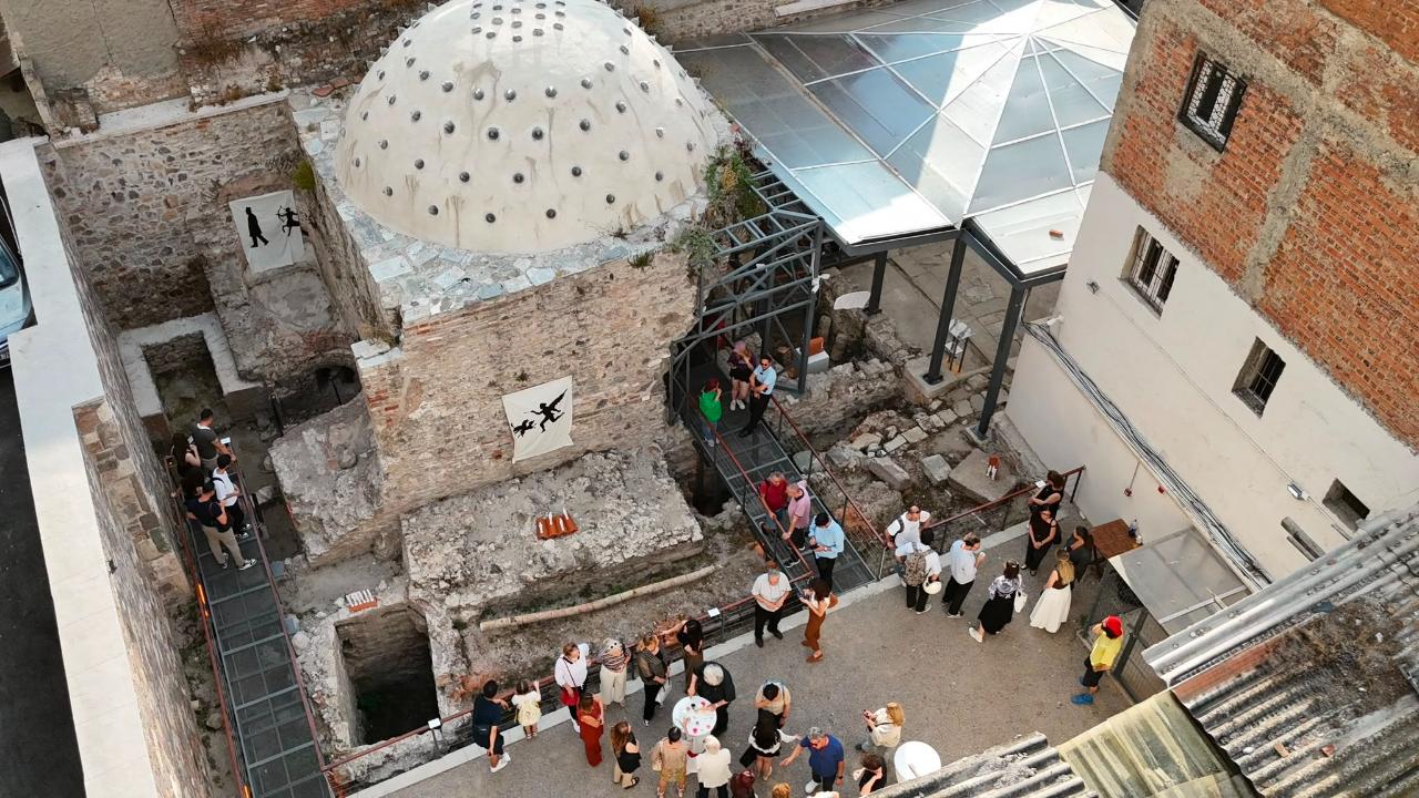 Kıllıoğlu Hamamı sanatla yaşamaya devam ediyor