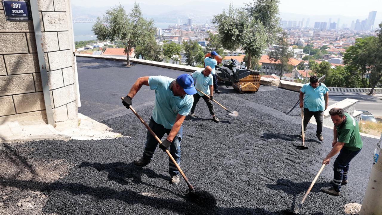 Konak’ta 5 mahallede 24 sokakta eşzamanlı hummalı çalışma