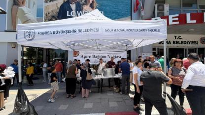 Manisa Büyükşehir’den birlik ve beraberlik tenceresi: Aşure ikramları Soma ve Akhisar ile başladı