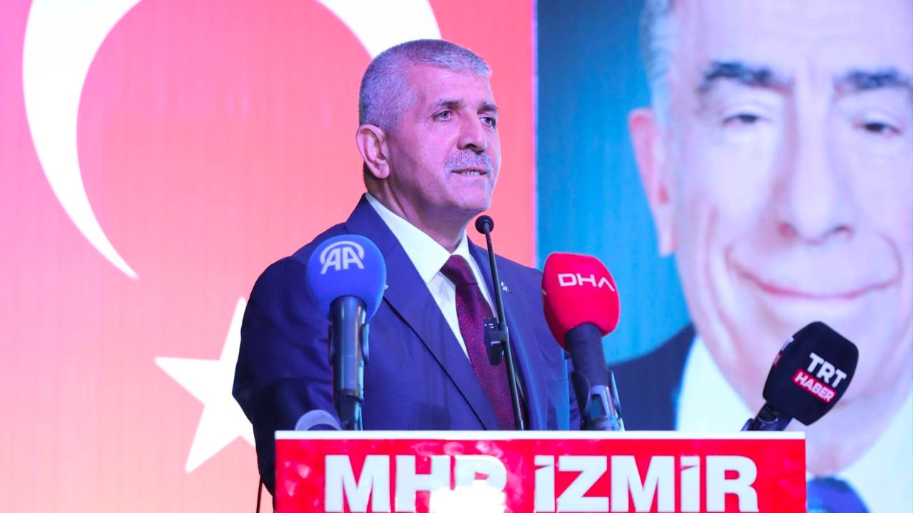 MHP'li Şahin Karabağlar'da konuştu: Ya silahlar gömülecek, ya silahlarıyla gömülecekler!