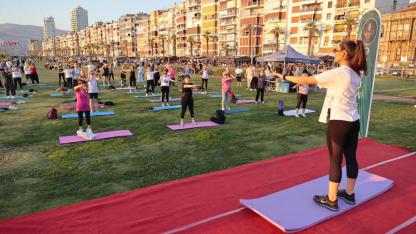 Konaklılar Kordon’da sporla buluştu