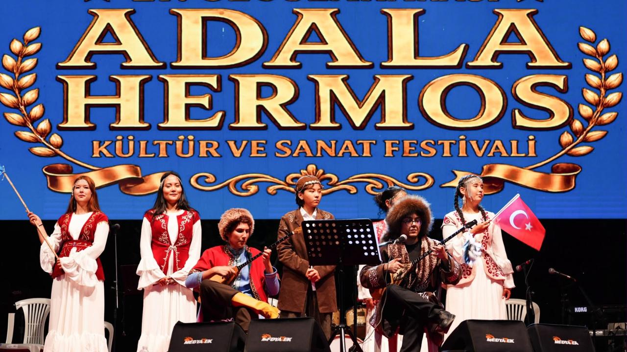 27. Adala Hermos Festivali’nde Onur Akın rüzgârı Esti