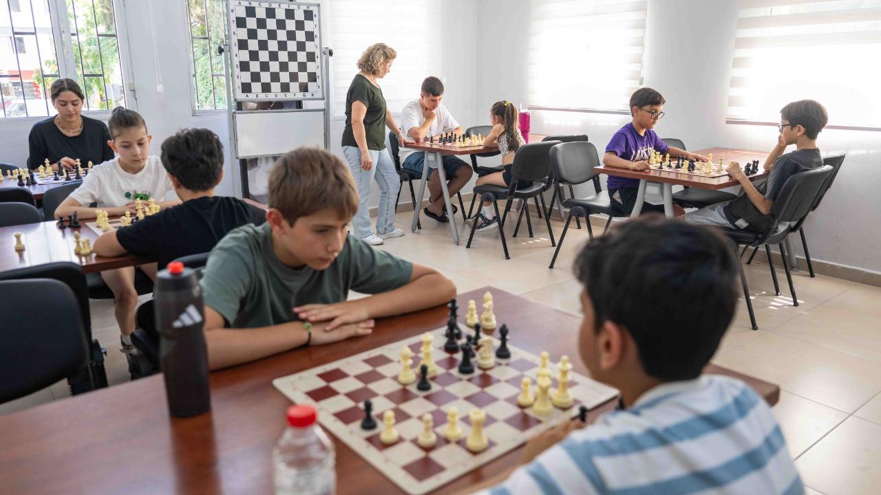 Bornova'da yaz tatili üretime dönüştü