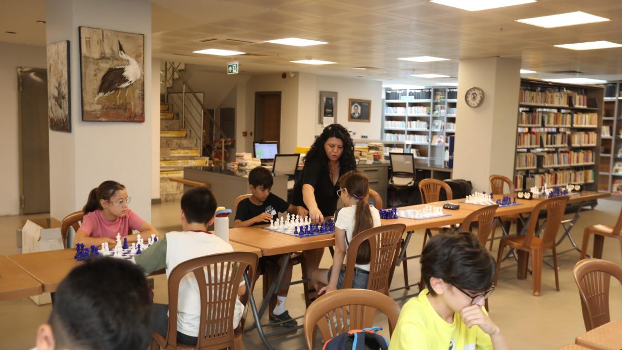 Efes Selçuk’ta çocuklar geleceği kodluyor