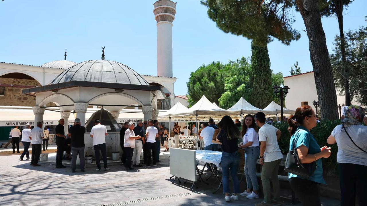 Merhum Başkan Şahin dualarla anıldı