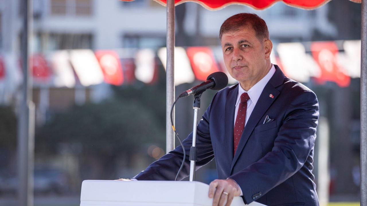 Tugay'dan 'bağımsız' sözlerine yanıt: Hizmet etme esaslı...