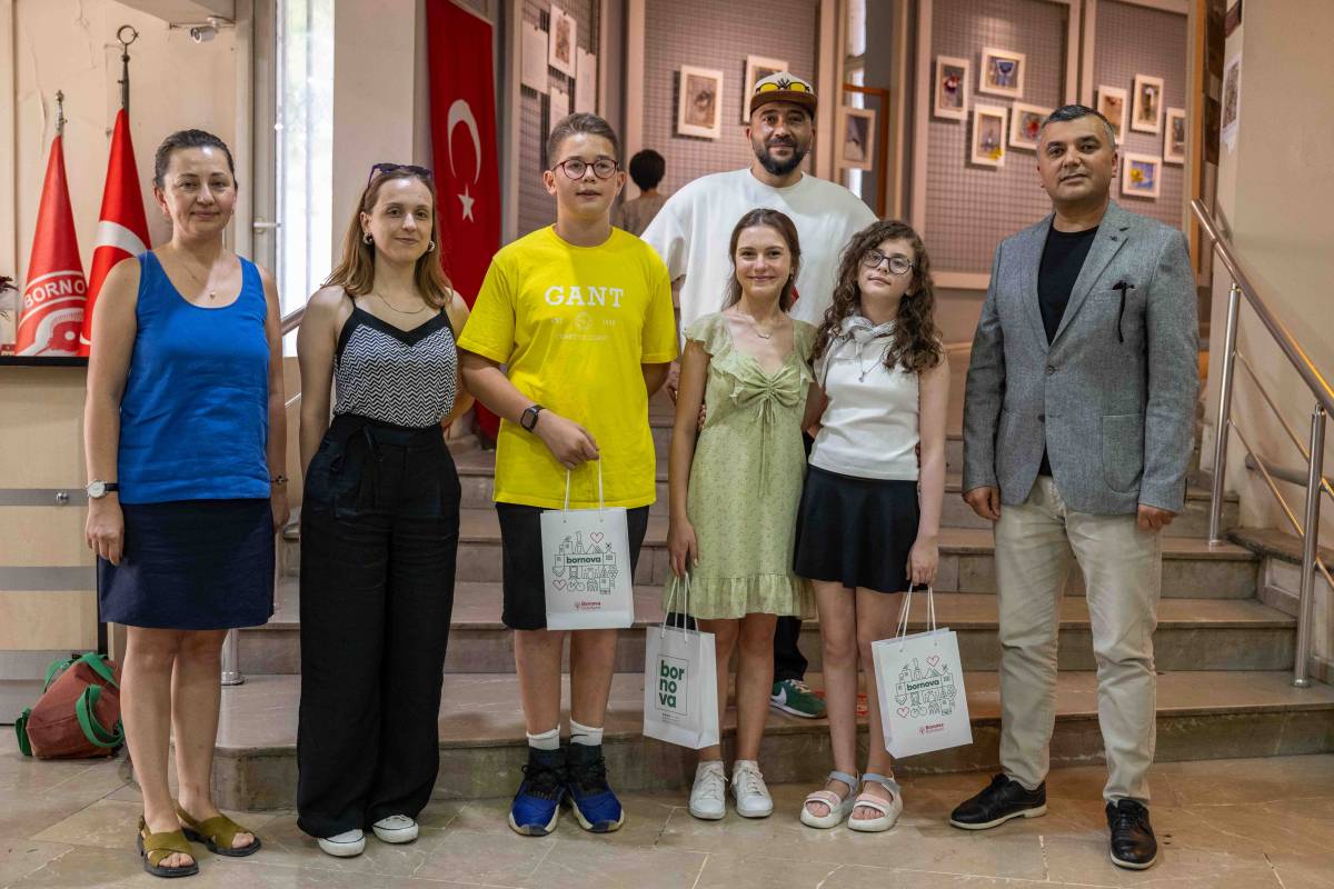 Bornova'nın düşlerle buluştuğu sergiye büyük ilgi